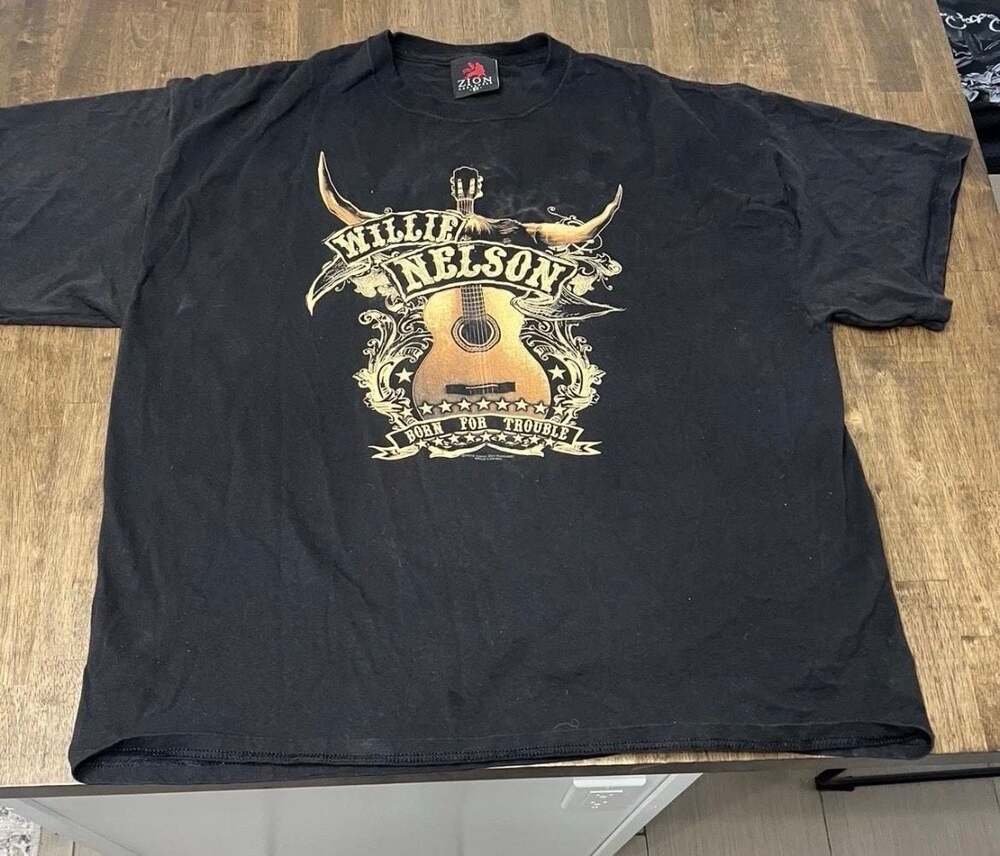 Zion Rootswear Willie Nelson Born For Trouble Graphic T-Shirt